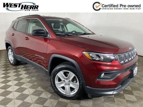 Used 2022 Jeep Compass Latitude w/ Convenience Group AWD/4WD image 28