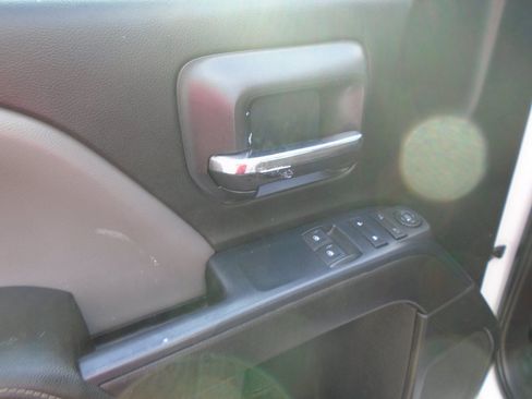 Used 2015 Chevrolet Silverado 1500 LS RWD image 10