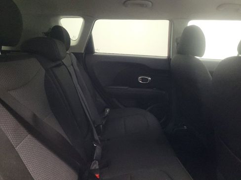 Used 2019 Kia Soul + FWD image 19