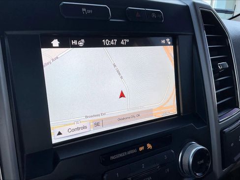 Used 2018 Ford F150 Lariat w/ Equipment Group 502A Luxury image 31