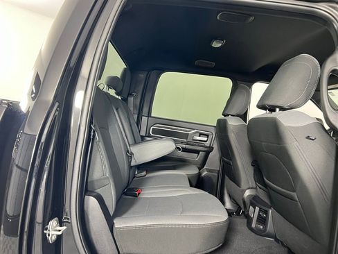 Used 2024 RAM 2500 Big Horn w/ Bed Utility Group image 27