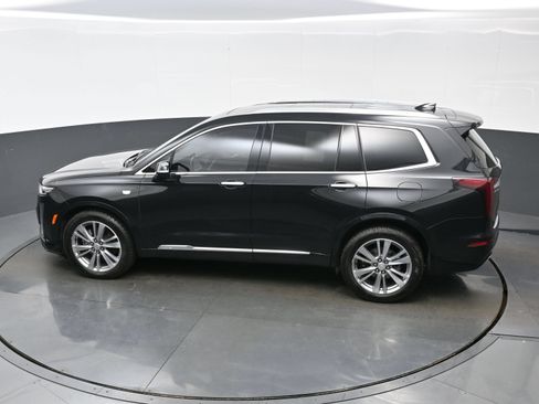 Used 2023 Cadillac XT6 Premium Luxury FWD image 35