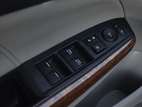 Used 2012 Honda Accord EX-L image 23