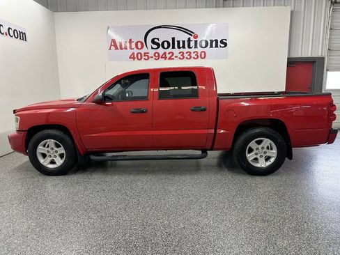 Used 2011 Dodge Dakota Big Horn image 4