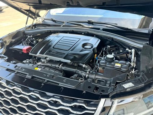 Used 2020 Land Rover Range Rover Velar S AWD/4WD image 25
