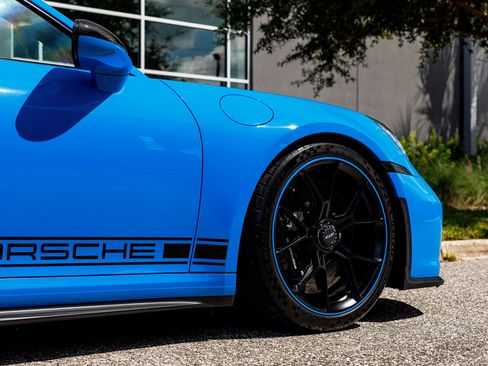 Used 2022 Porsche 911 GT3 image 17