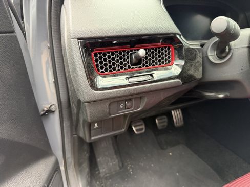 Used 2025 Honda Civic Si image 5