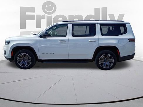 Used 2024 Jeep Wagoneer 4WD w/ Premium Group I image 8