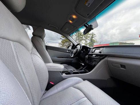 Used 2016 Kia Optima EX FWD image 12