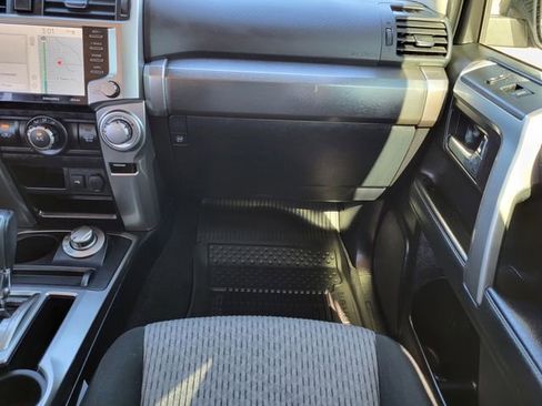 Used 2020 Toyota 4Runner SR5 image 28