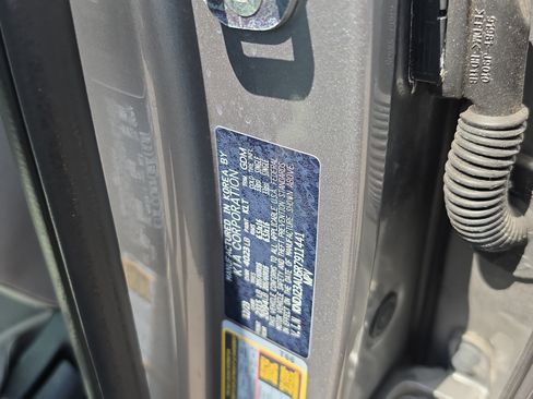 Certified 2024 Kia Soul LX FWD image 30