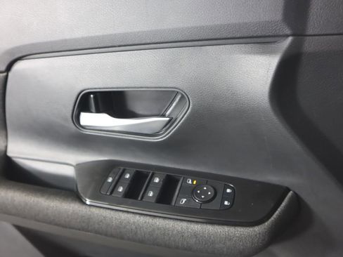 New 2026 Nissan Kicks SV w/ SV Premium Package image 17