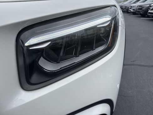 Certified 2025 Mercedes-Benz GLB 250 4MATIC image 6