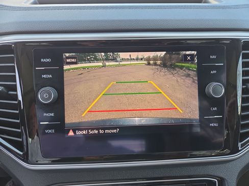 Used 2019 Volkswagen Atlas SEL image 29