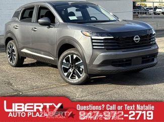 Used 2025 Nissan Kicks SV video 1