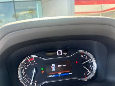 Used 2017 Honda Pilot EX-L image 6