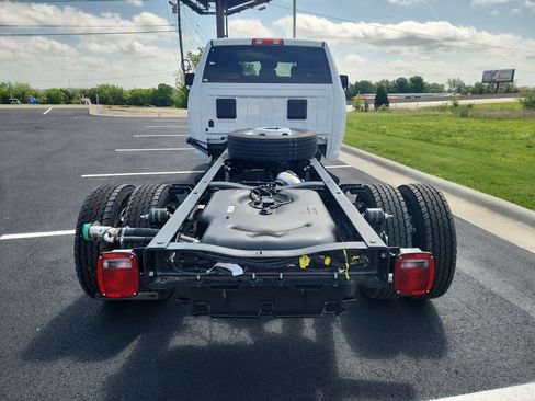 New 2026 RAM 5500 Tradesman AWD/4WD image 7