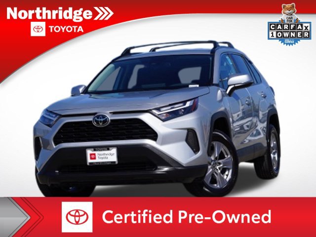 Certified 2024 Toyota RAV4 XLE FWD image 1