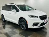 Used 2021 Chrysler Pacifica Touring-L w/ S Appearance Package image 3