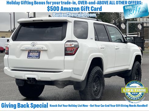 Used 2022 Toyota 4Runner SR5 image 5