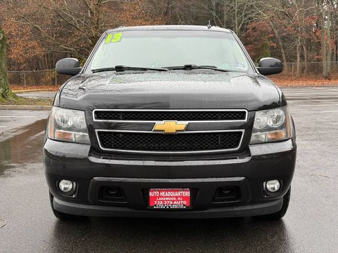 Used 2013 Chevrolet Suburban LT w/ Luxury Package image 2
