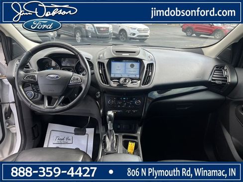 Used 2017 Ford Escape Titanium image 2