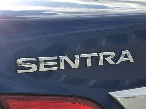 Used 2017 Nissan Sentra SV image 31