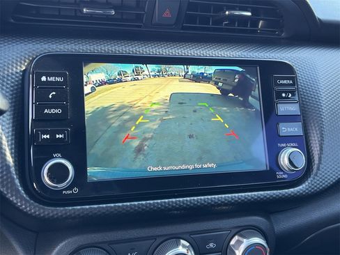 Certified 2023 Nissan Kicks SV image 15