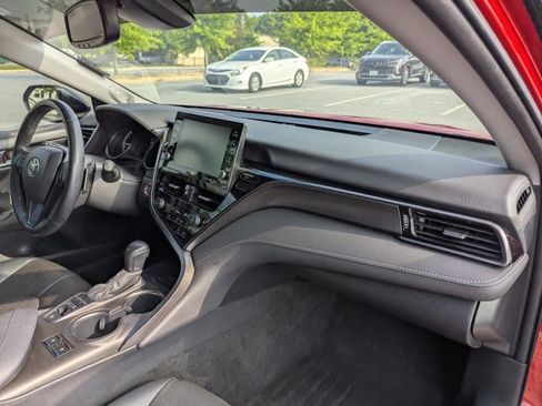 Used 2022 Toyota Camry XSE w/ Navigation Upgrade Package FWD image 26