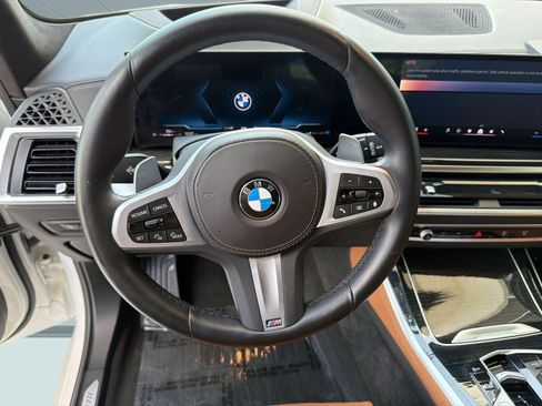 Used 2025 BMW X5 sDrive40i w/ M Sport Package RWD image 16