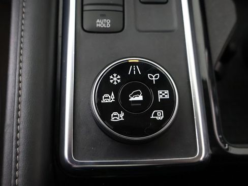 Used 2023 Nissan Pathfinder SL w/ SL Premium Package AWD/4WD image 60