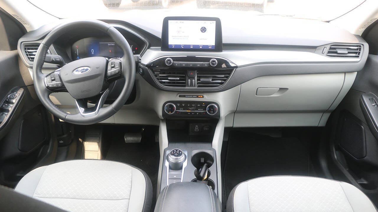 Used 2024 Ford Escape Active AWD/4WD image 15