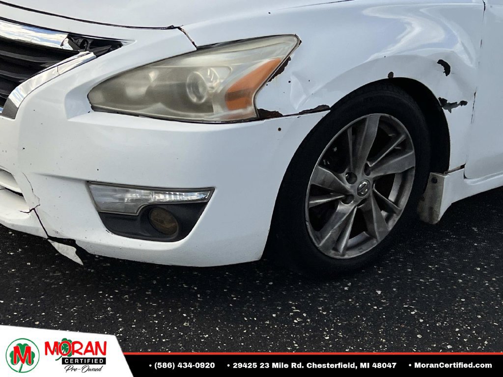 Used 2013 Nissan Altima 2.5 SL w/ 2.5 Moonroof Pkg FWD image 8