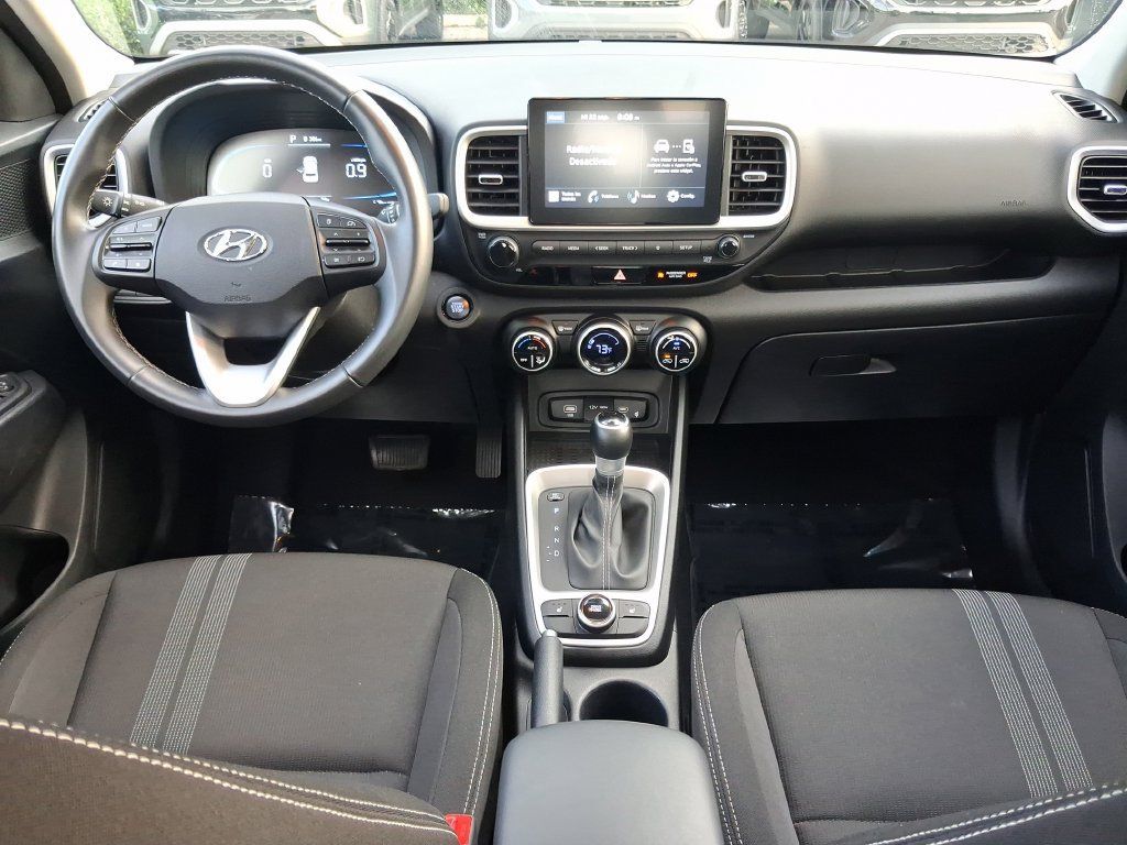 Used 2026 Hyundai Venue SEL FWD image 15