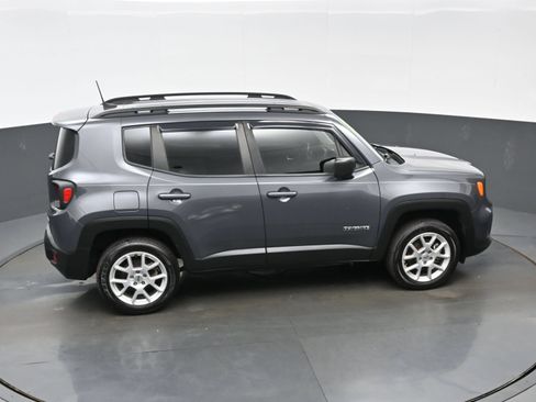 Used 2022 Jeep Renegade Latitude AWD/4WD image 38