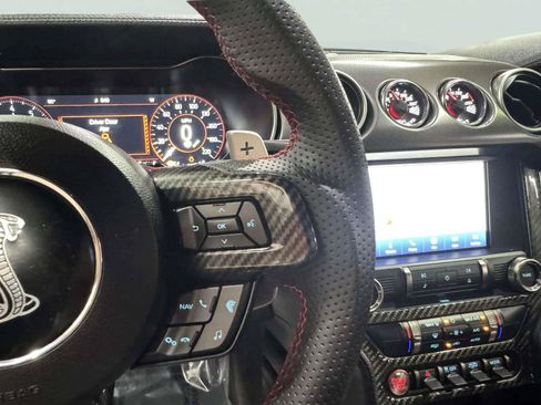 Used 2022 Ford Mustang Shelby GT500 w/ Technology Package RWD image 39