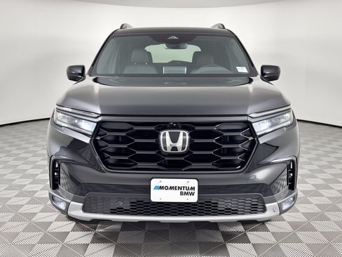 Used 2024 Honda Pilot TrailSport image 6