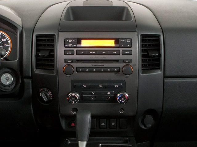 Used 2010 Nissan Titan XE w/ XE Popular Equipment Pkg RWD image 12