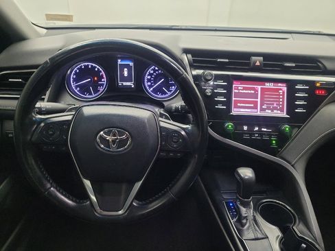 Used 2019 Toyota Camry SE FWD image 22