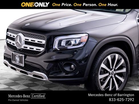 Used 2023 Mercedes-Benz GLB 250 4MATIC w/ Premium Package image 39