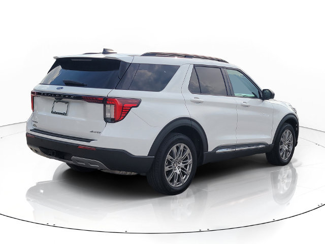 Used 2025 Ford Explorer Active w/ Active Comfort Package AWD/4WD image 5