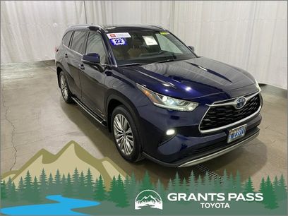 Certified 2022 Toyota Highlander Platinum