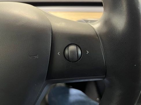 Used 2019 Tesla Model 3 RWD image 23