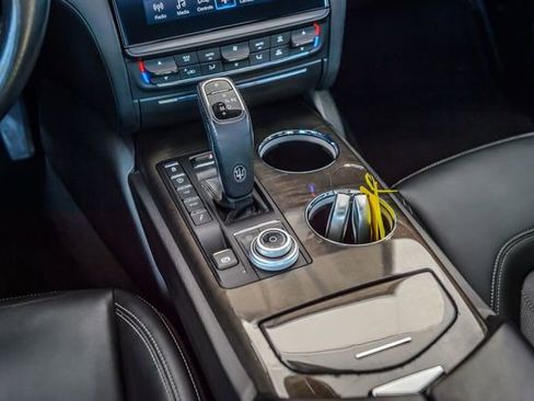 Used 2019 Maserati Quattroporte S GranLusso Q4 image 29