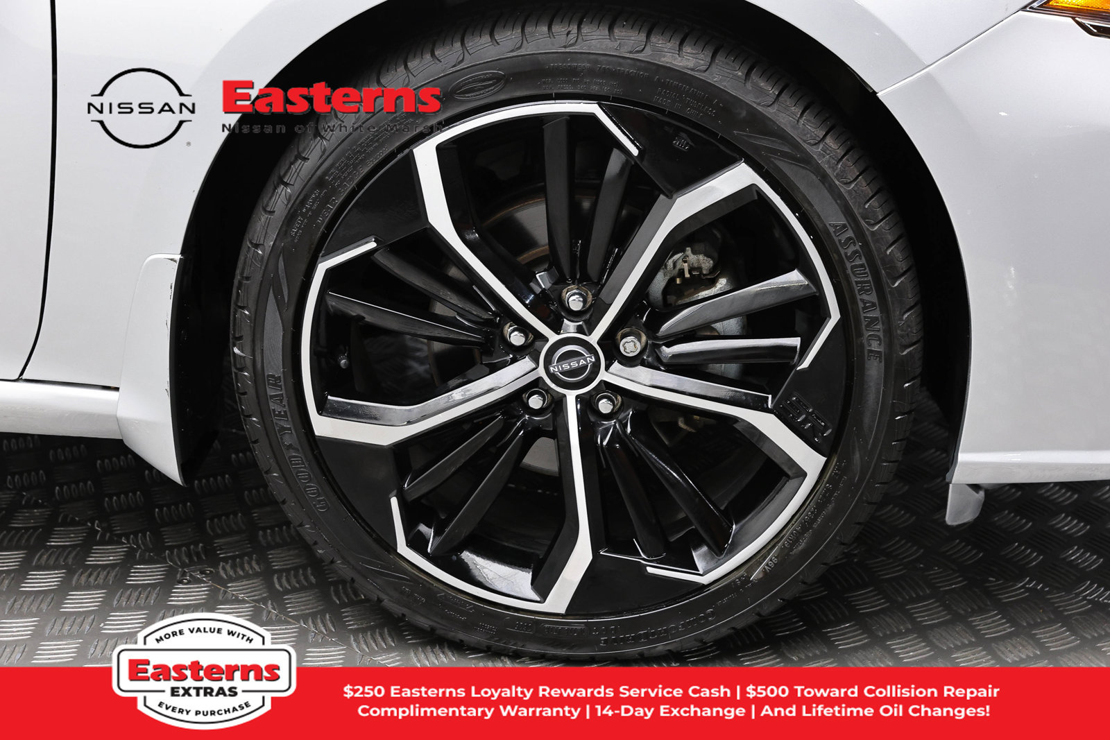 Used 2023 Nissan Altima 2.5 SR w/ SR Premium Package FWD image 31