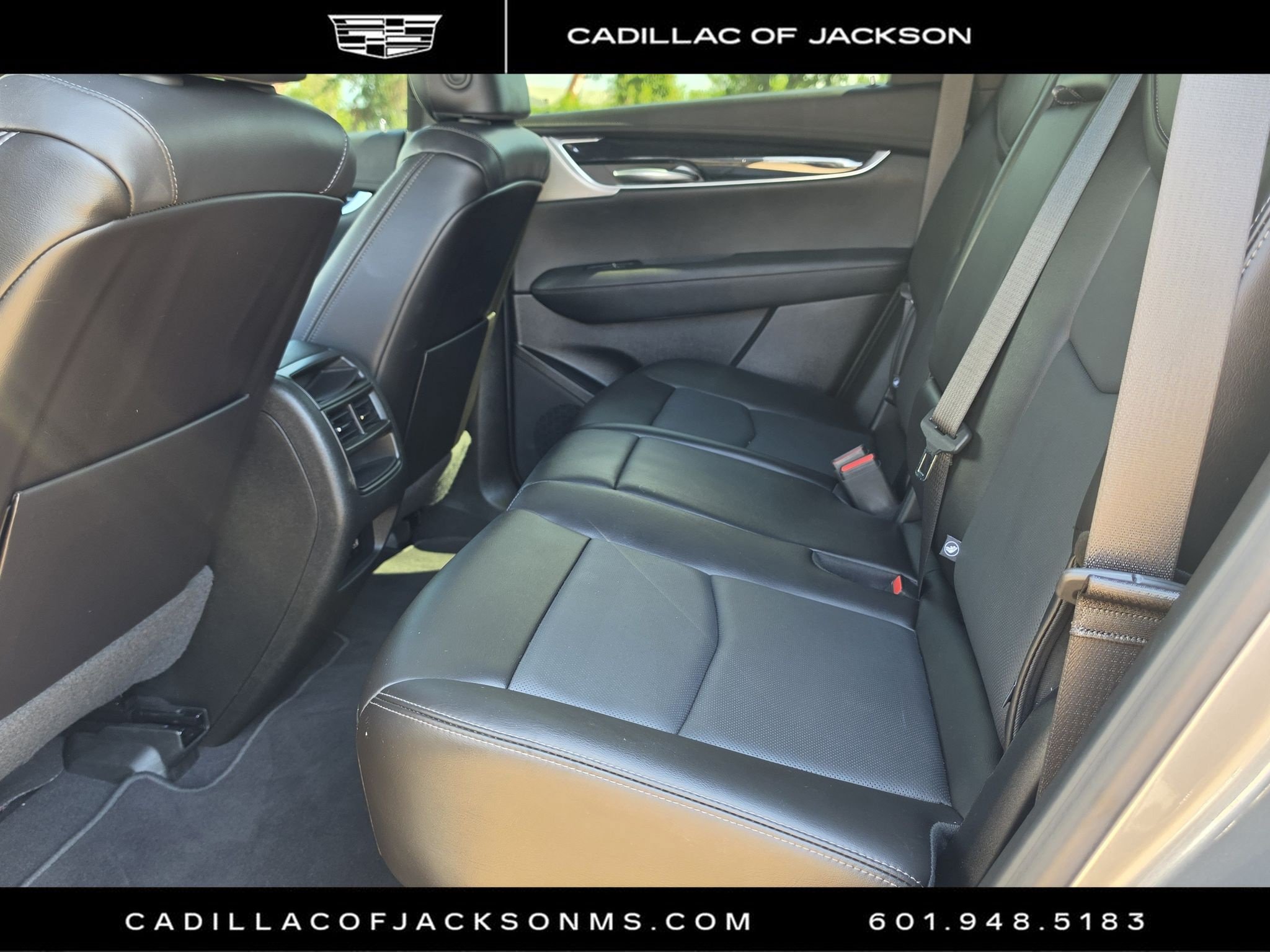 Certified 2025 Cadillac XT5 Premium Luxury FWD image 33