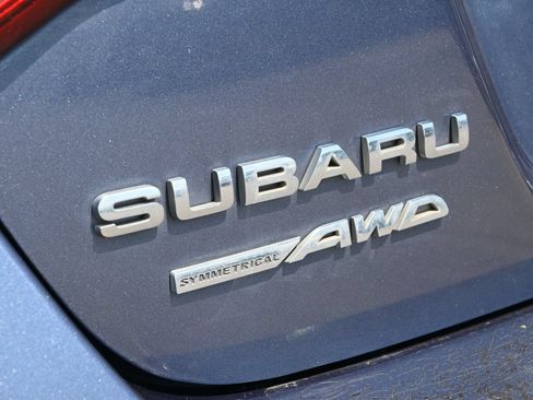 Used 2017 Subaru Legacy 2.5i Premium AWD/4WD image 19