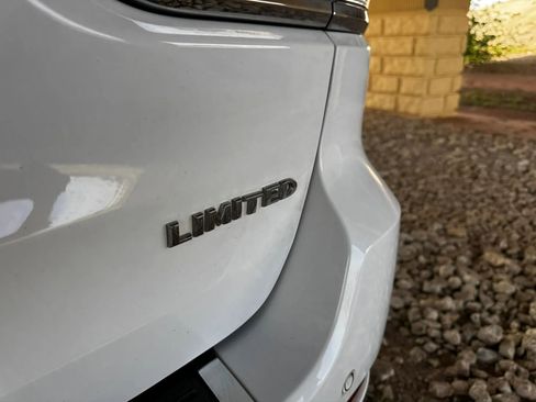 Used 2021 Jeep Grand Cherokee Limited w/ Trailer Tow Group IV image 24