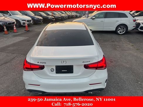 Used 2022 Mercedes-Benz A 220 4MATIC w/ AMG Line image 6