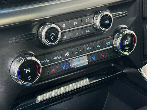 Used 2021 Ford F150 Lariat image 21